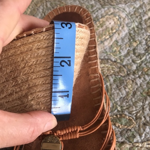 Wanted Sandals - Picture 3 of 5